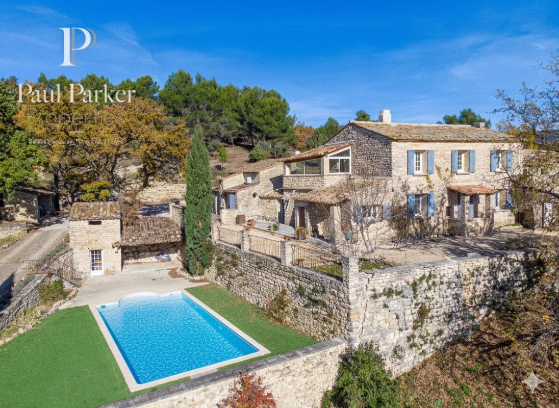 Maison à vendre, 305m², Murs