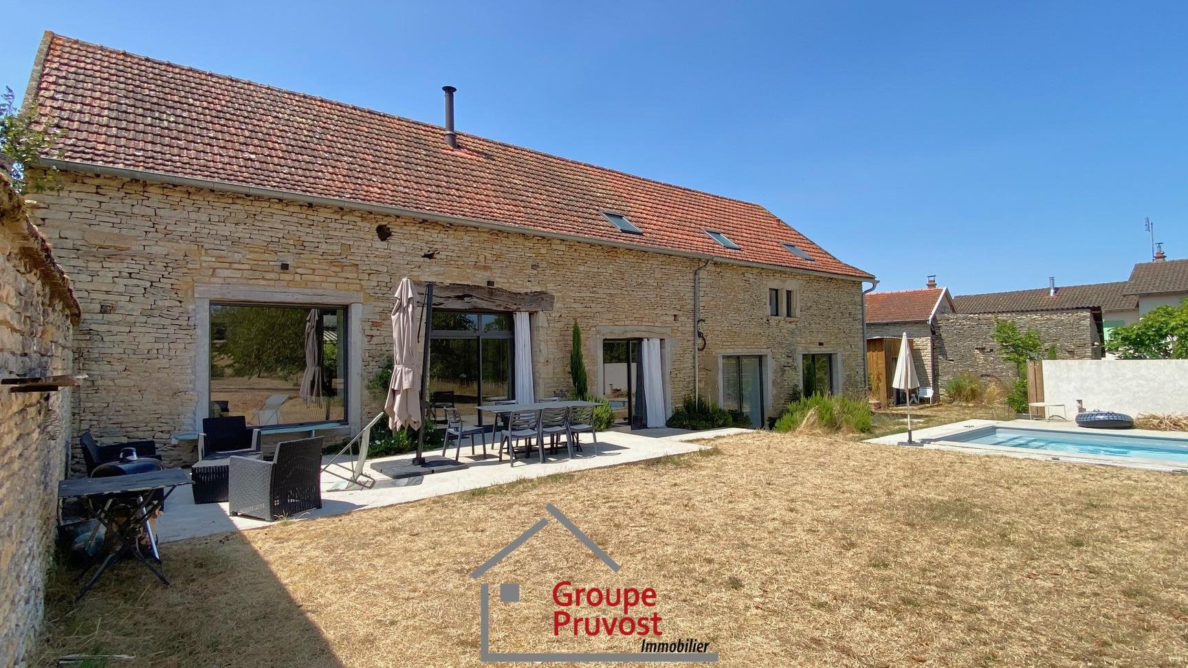 Maison à vendre, 184m², Cluny