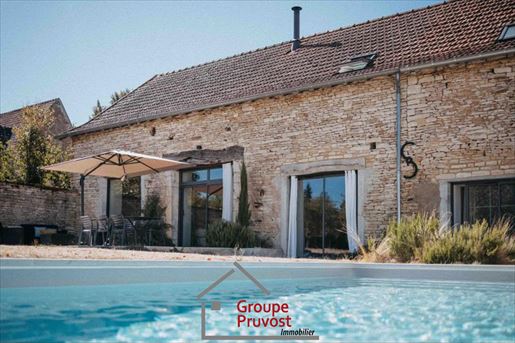 Maison 7 pièces 184 m² · à Cluny · 184 m² · 435 000 €