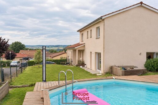 Maison 7 pièces 170 m² · à Cluny · 170 m² · 300 000 €