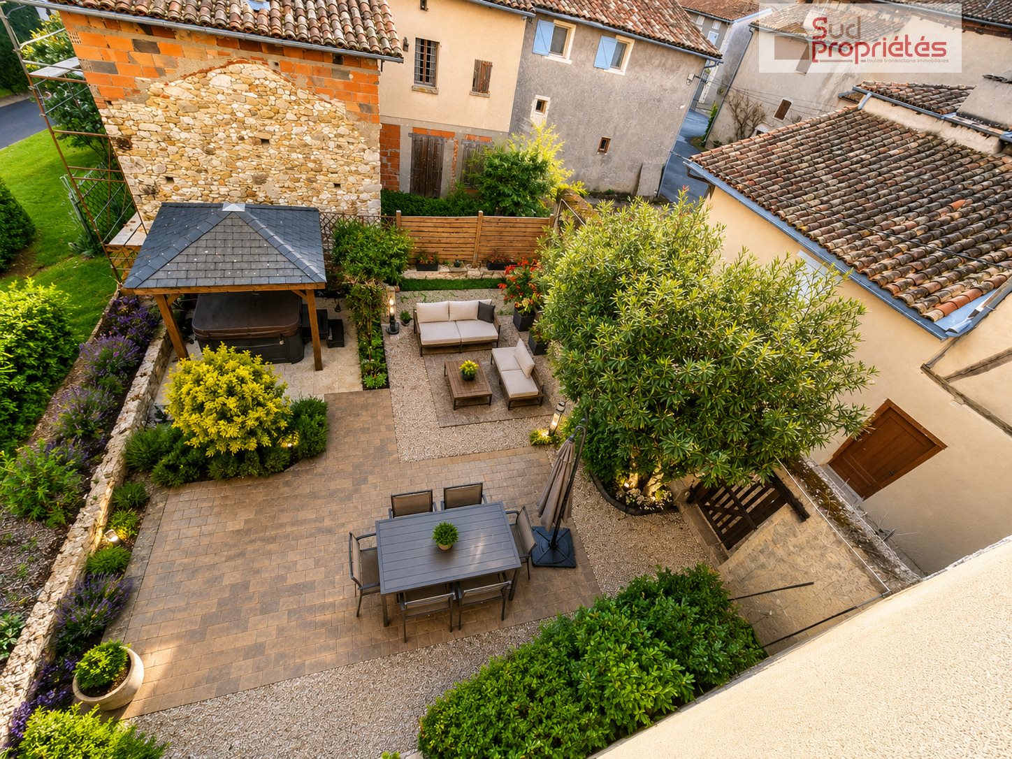 Maison à vendre, 257m², Aurignac