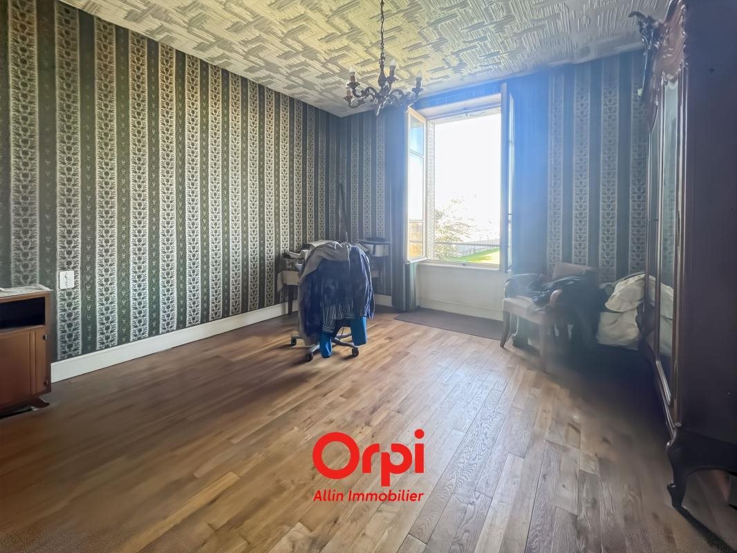 Maison à vendre, 165m², Montluçon
