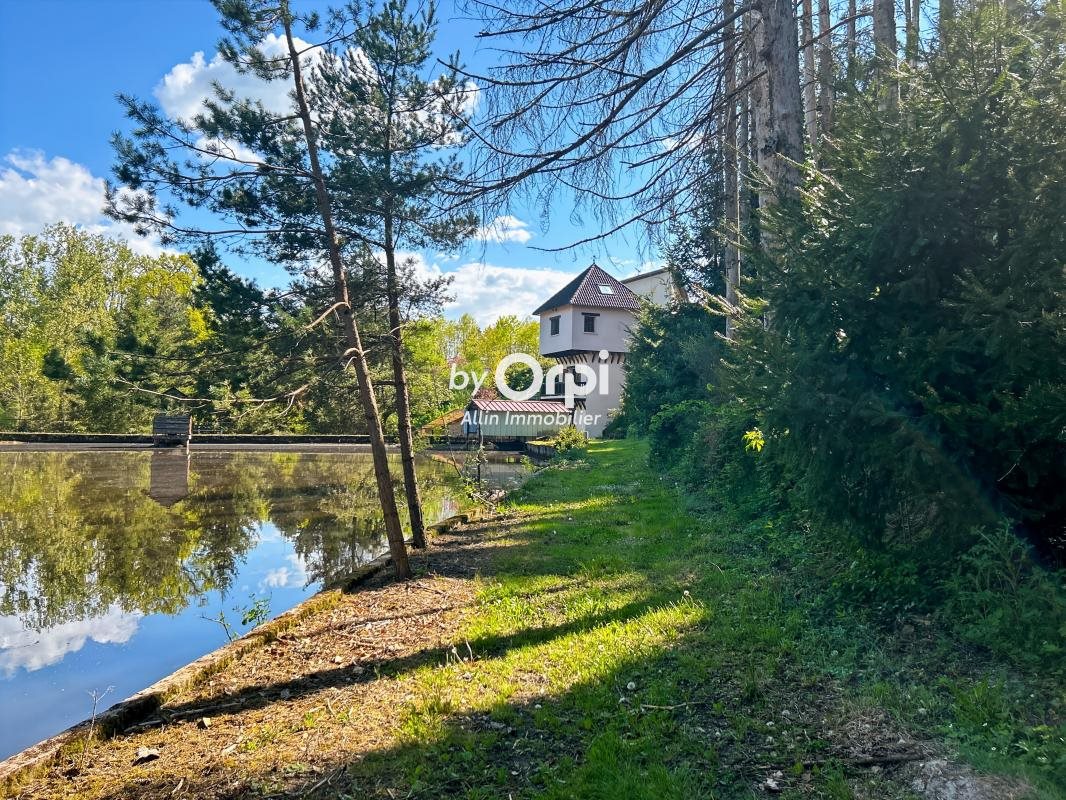 Maison à vendre, 251m², Saint-Silvain-sous-Toulx