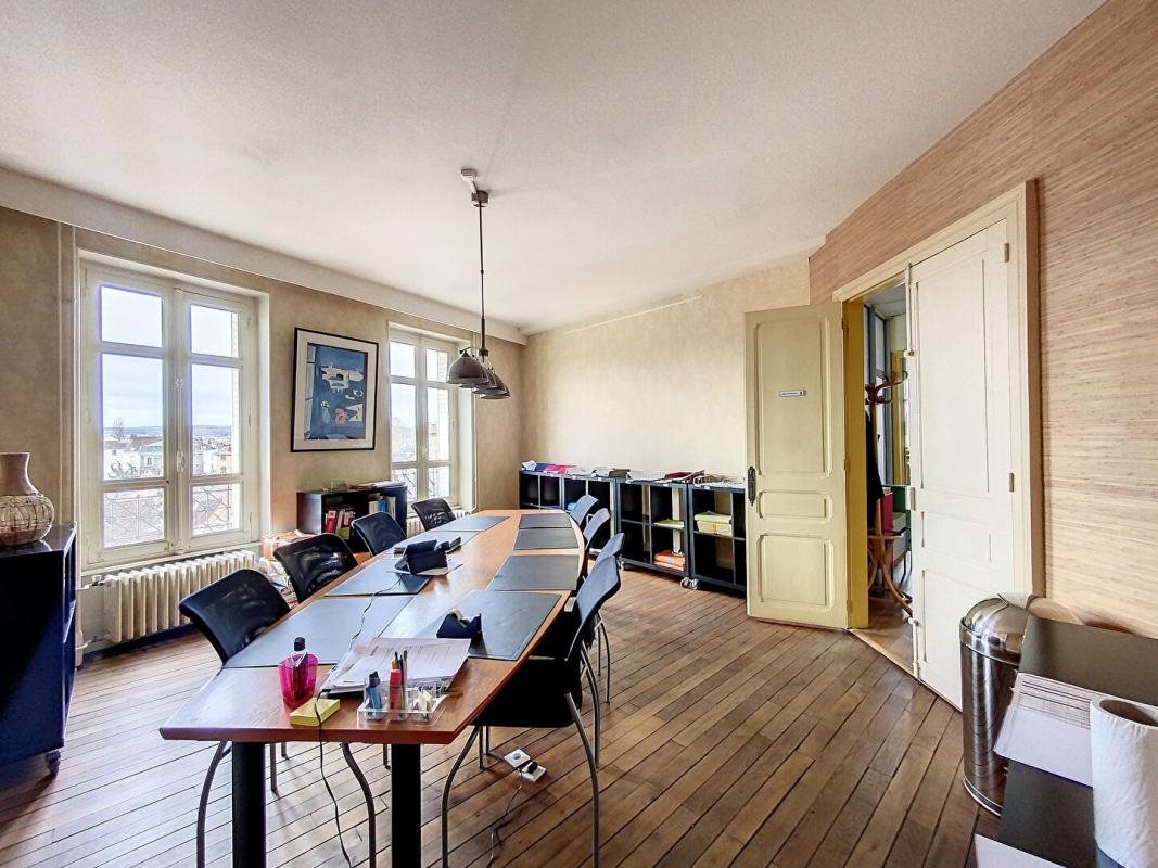 Appartement à vendre, 147m², Montluçon