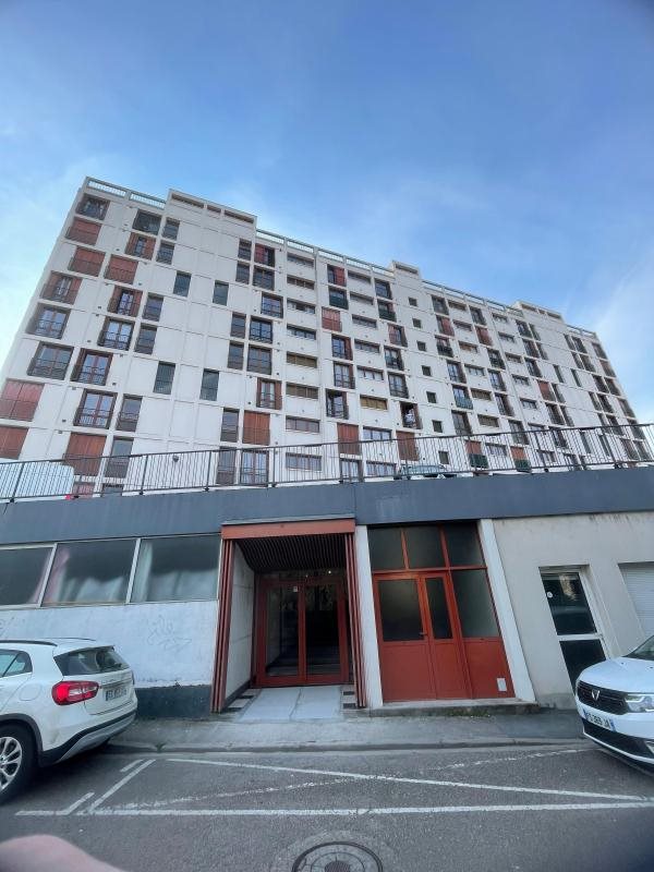 Appartement à vendre, 61m², Montluçon