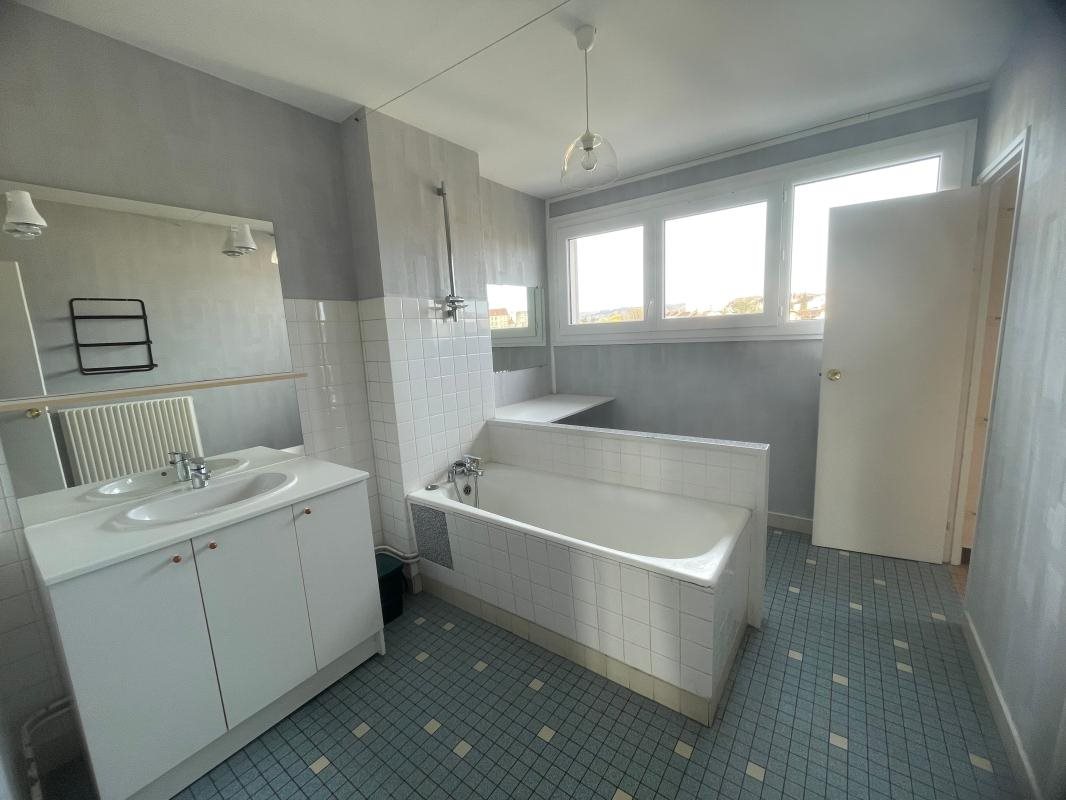 Appartement à vendre, 61m², Montluçon