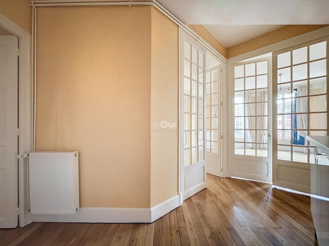 Appartement à vendre, 123m², Montluçon