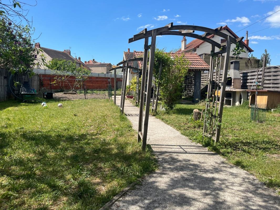 Maison à vendre, 104m², Montluçon