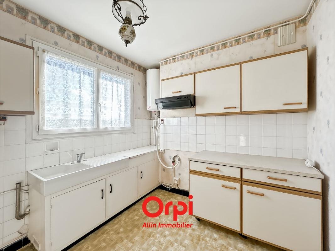Appartement à vendre, 72m², Montluçon