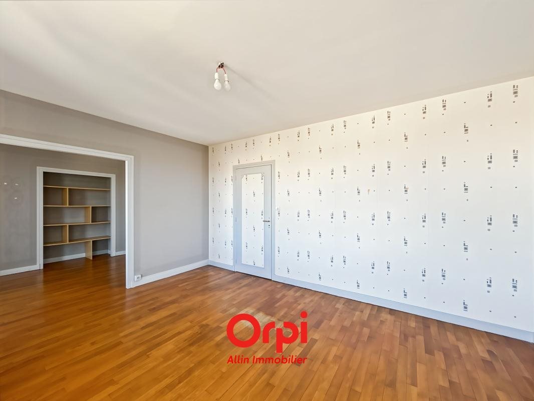 Appartement à vendre, 72m², Montluçon