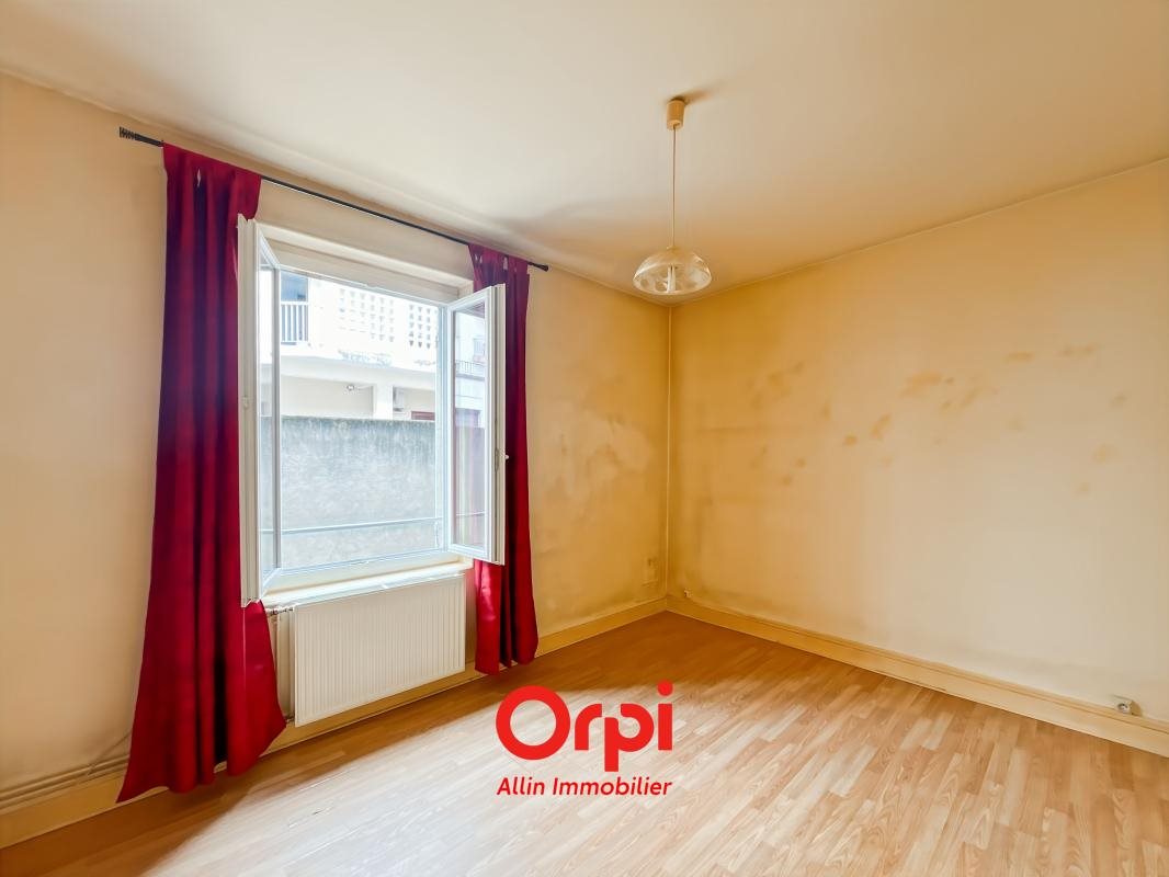 Appartement à vendre, 40m², Montluçon