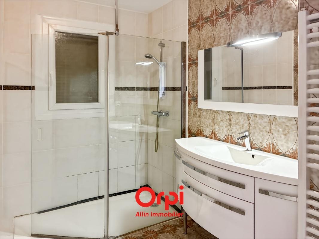 Maison à vendre, 115m², Commentry