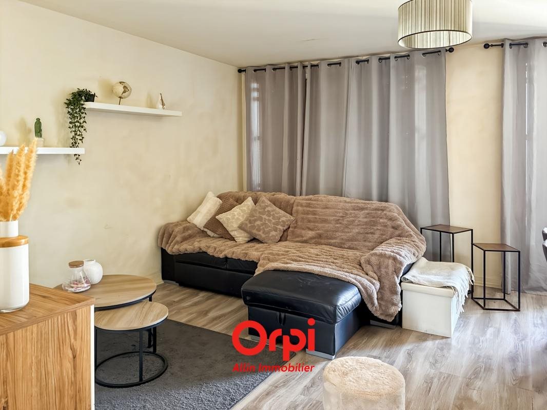 Appartement à vendre, 66m², Montluçon