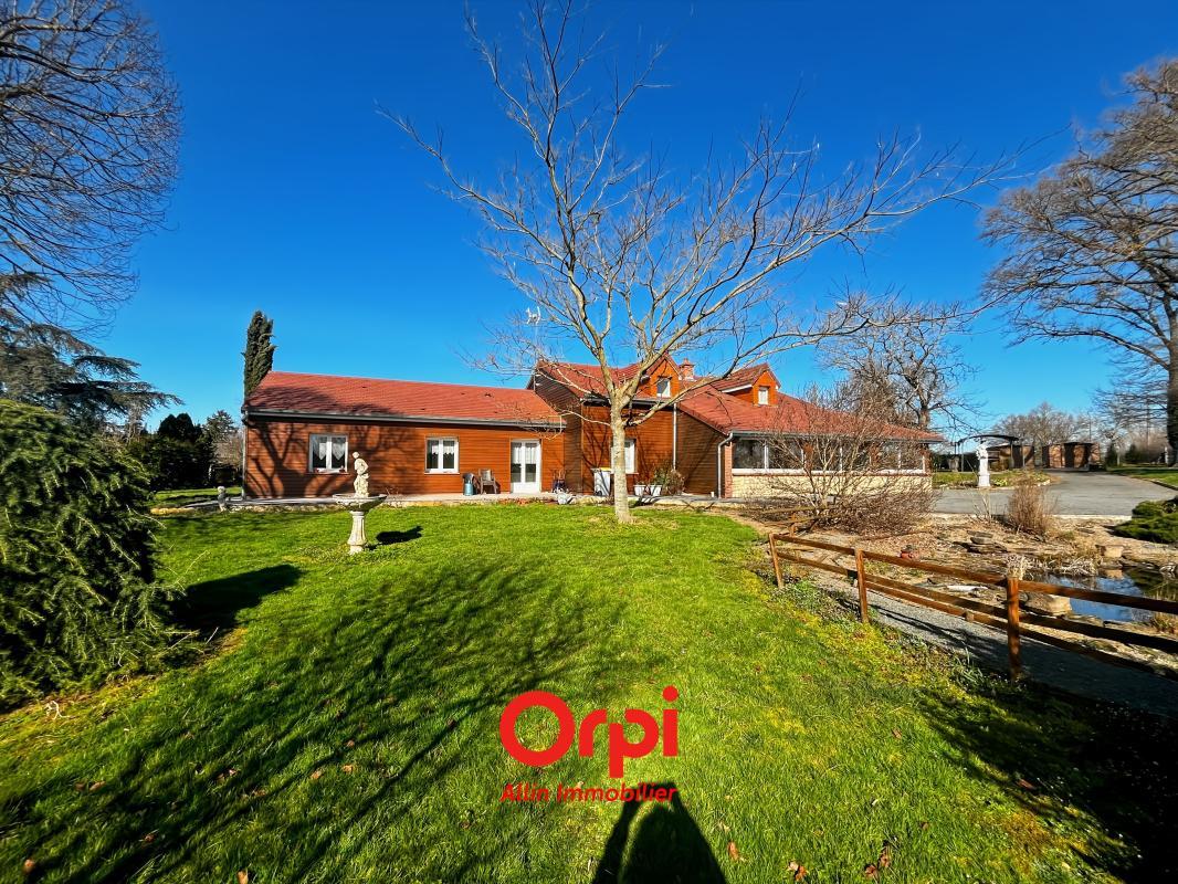 Maison à vendre, 244m², Doyet
