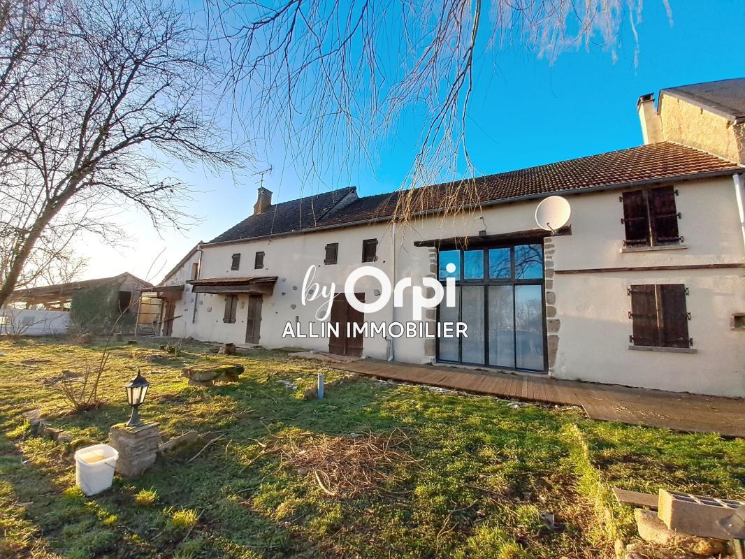 Maison à vendre, 215m², Saint-Silvain-sous-Toulx