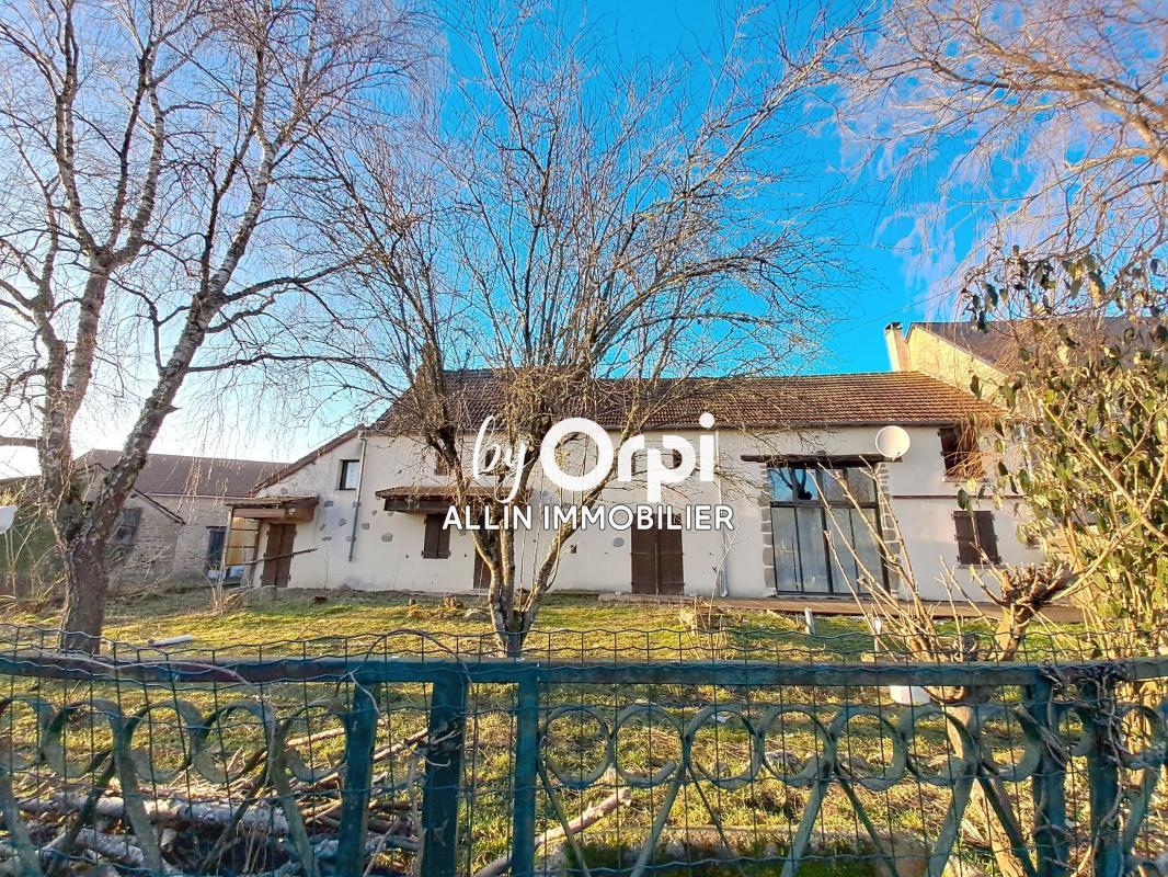 Maison à vendre, 215m², Saint-Silvain-sous-Toulx