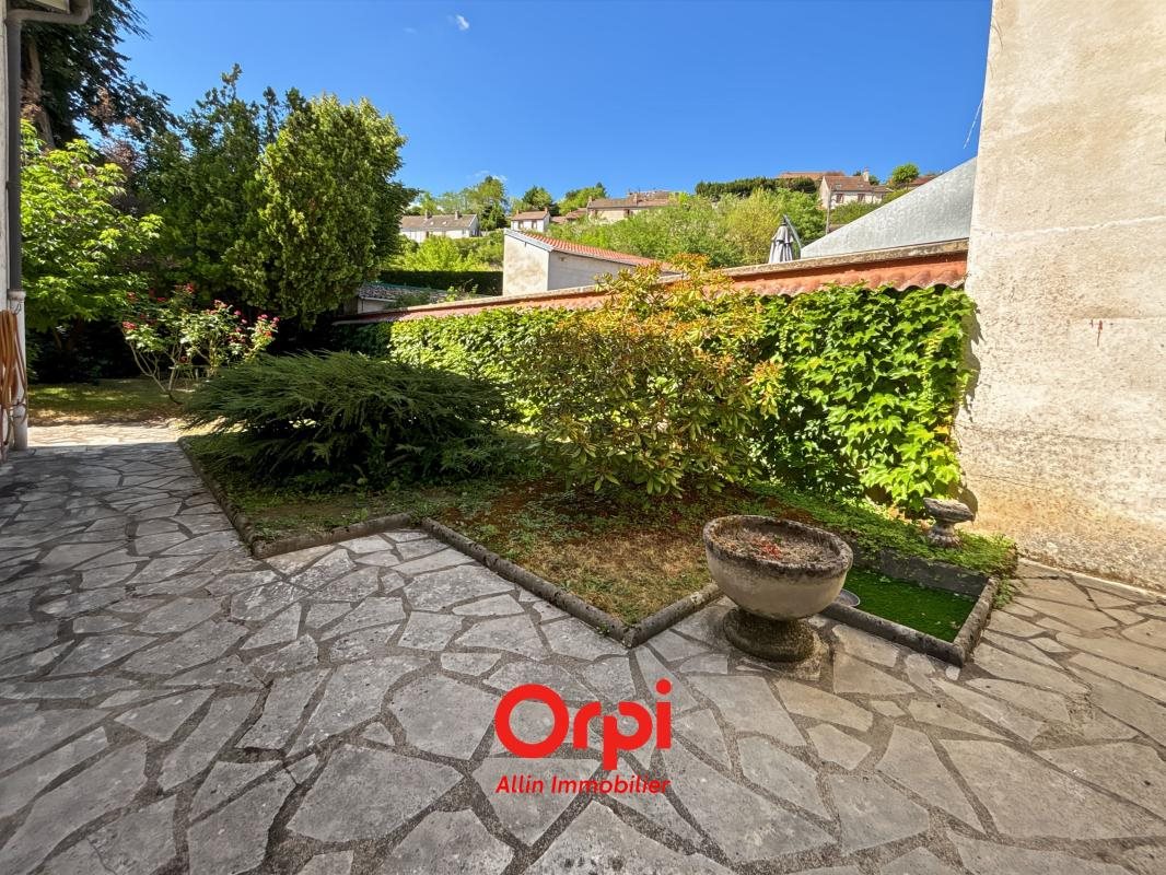 Maison à vendre, 205m², Chambon-sur-Voueize