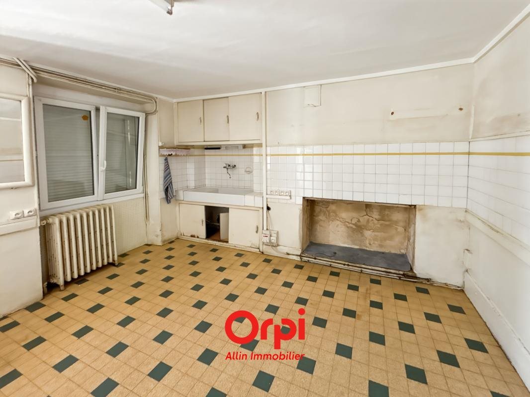 Maison à vendre, 110m², Gouzon