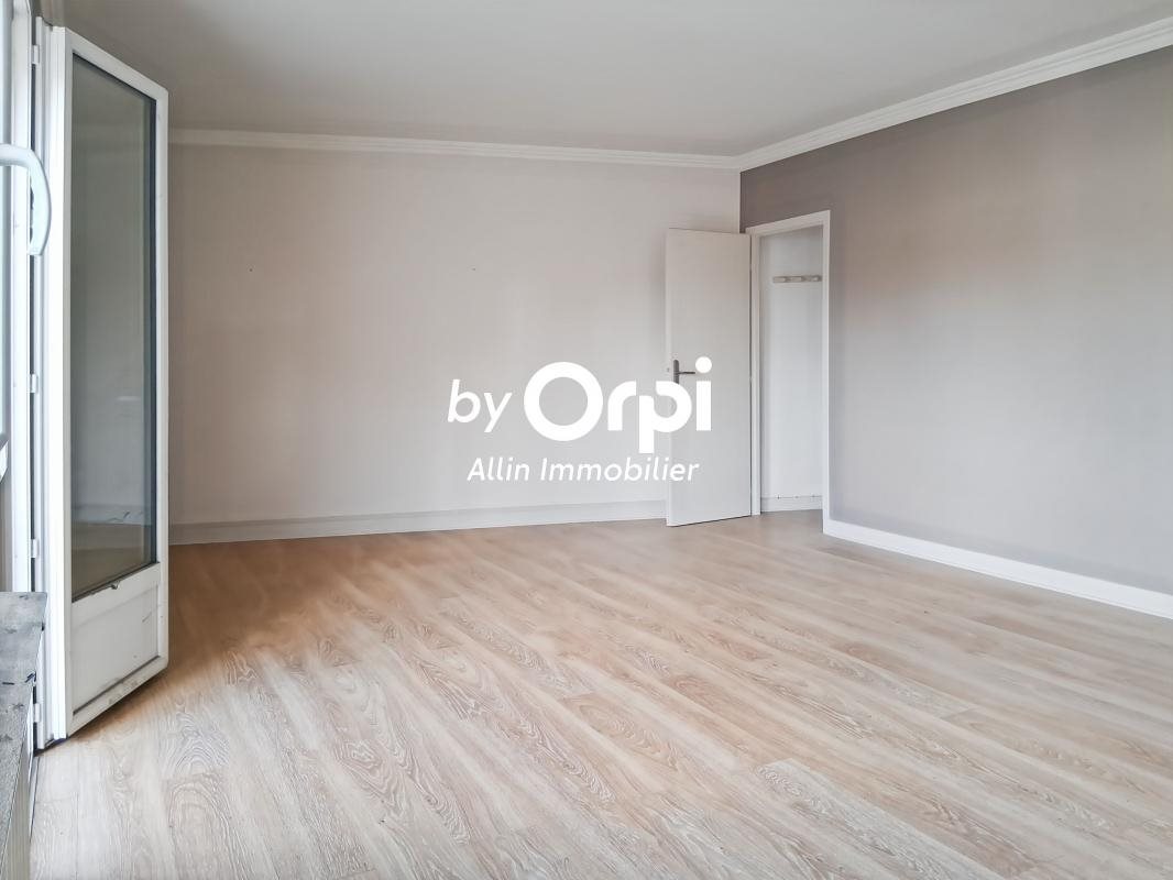 Appartement à vendre, 62m², Montluçon