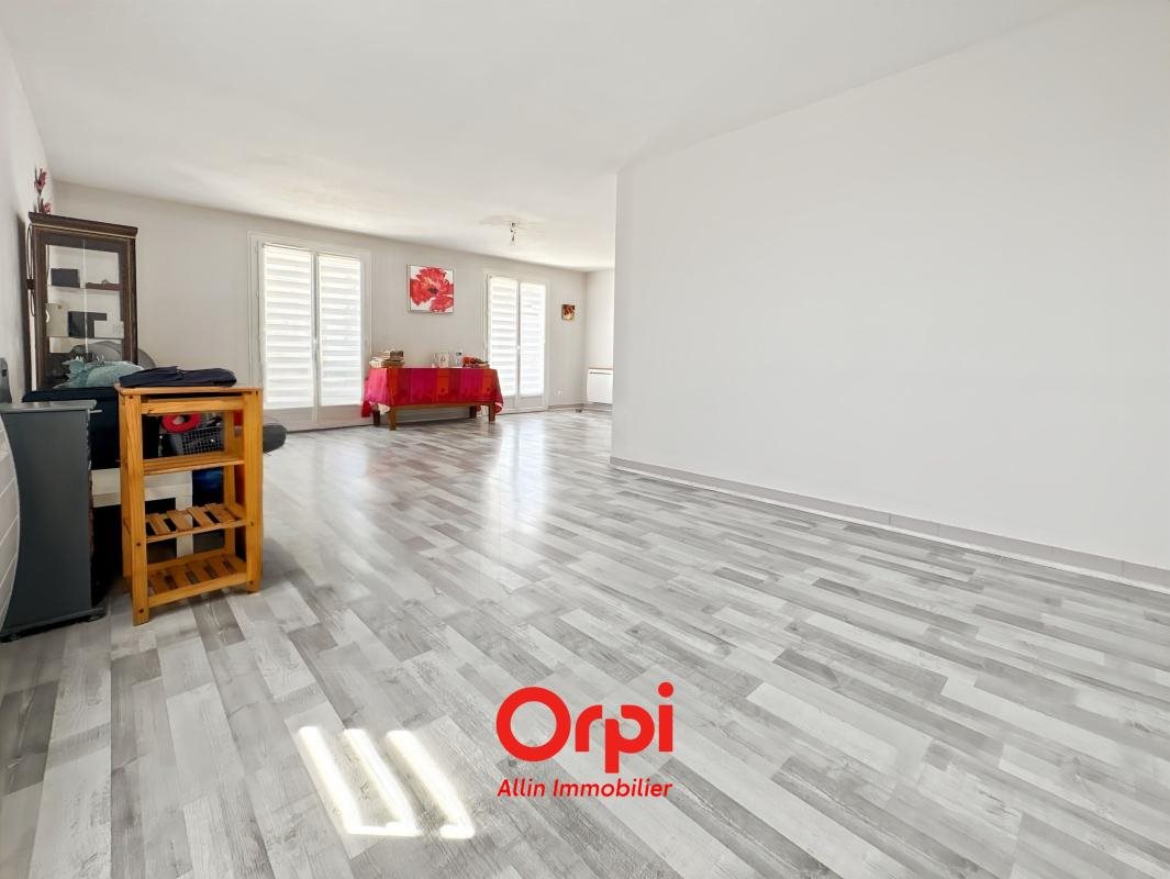 Maison à vendre, 148m², Domérat