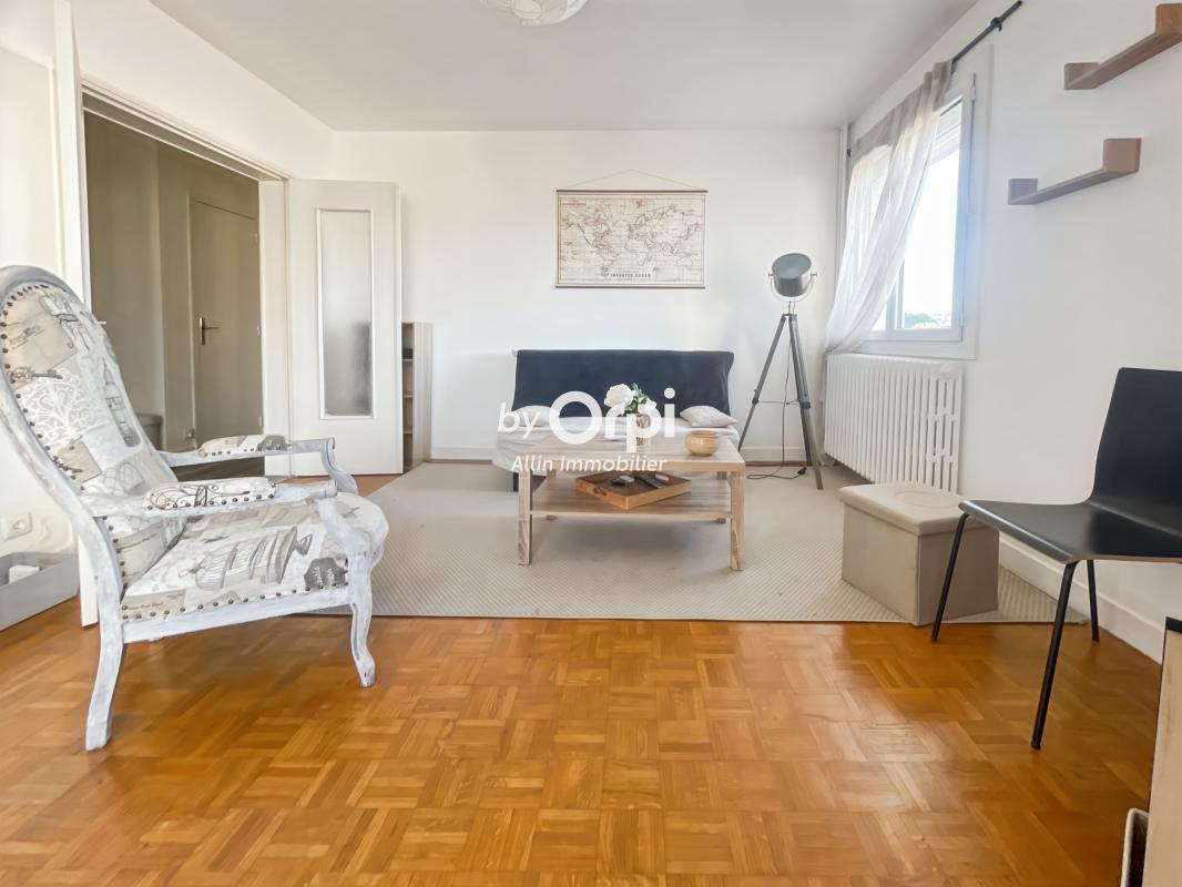 Appartement à vendre, 45m², Montluçon