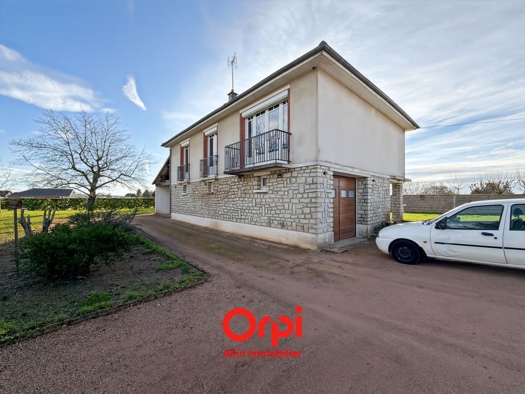 Maison à vendre, 95m², Ainay-le-Château