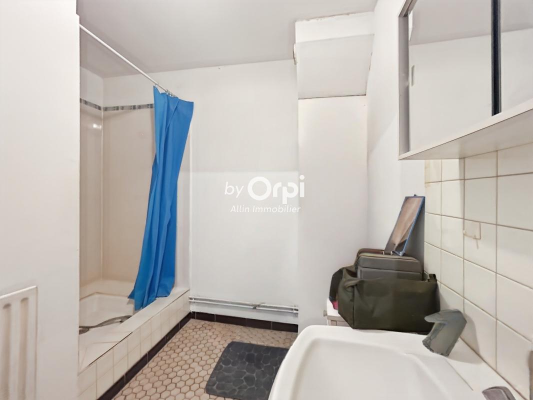 Appartement à vendre, 37m², Montluçon