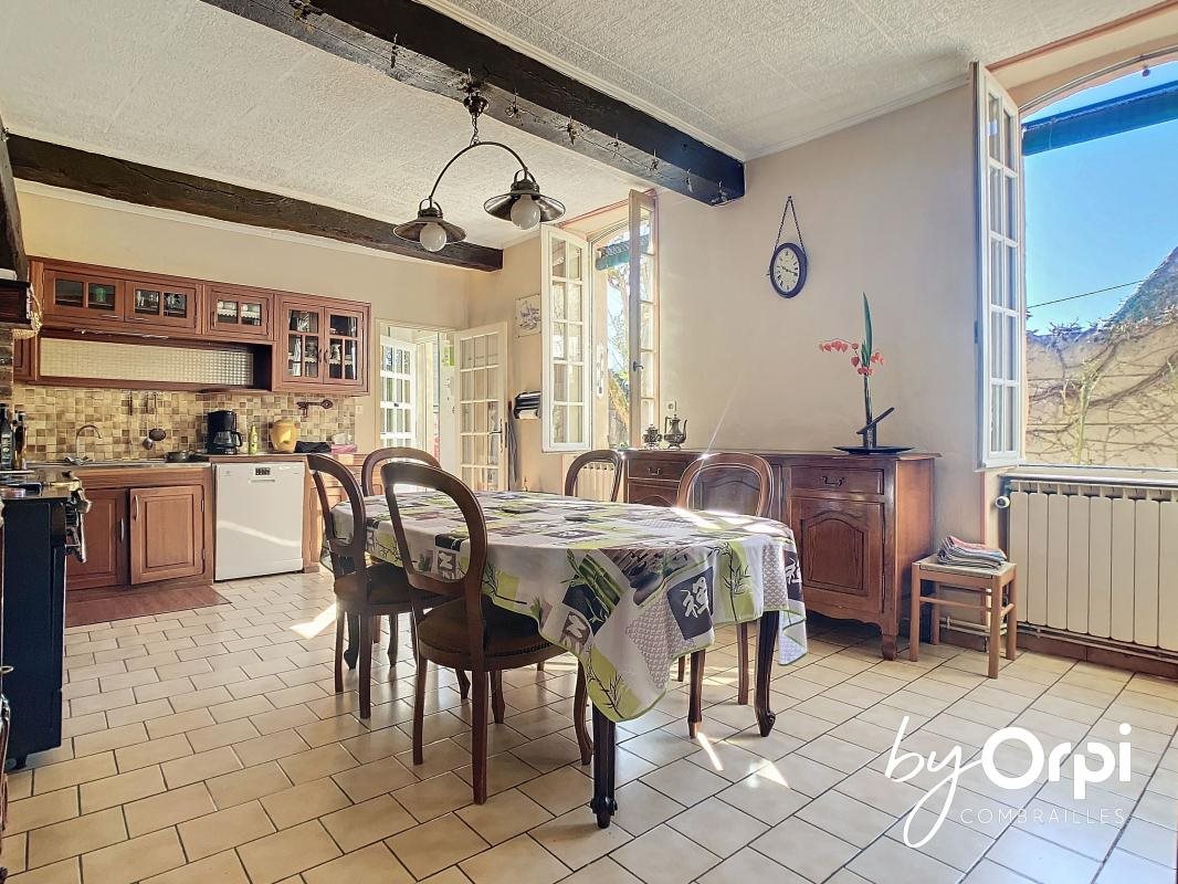 Maison à vendre, 205m², Montaigut-en-Combraille