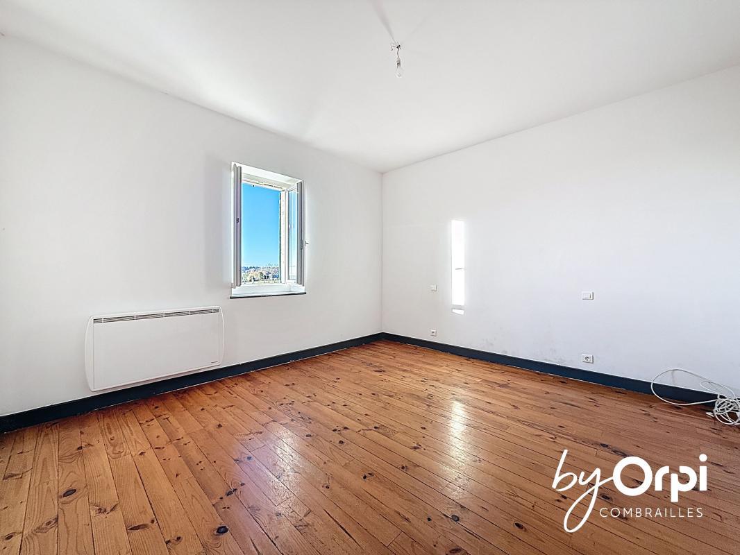 Maison à vendre, 101m², Ars-les-Favets