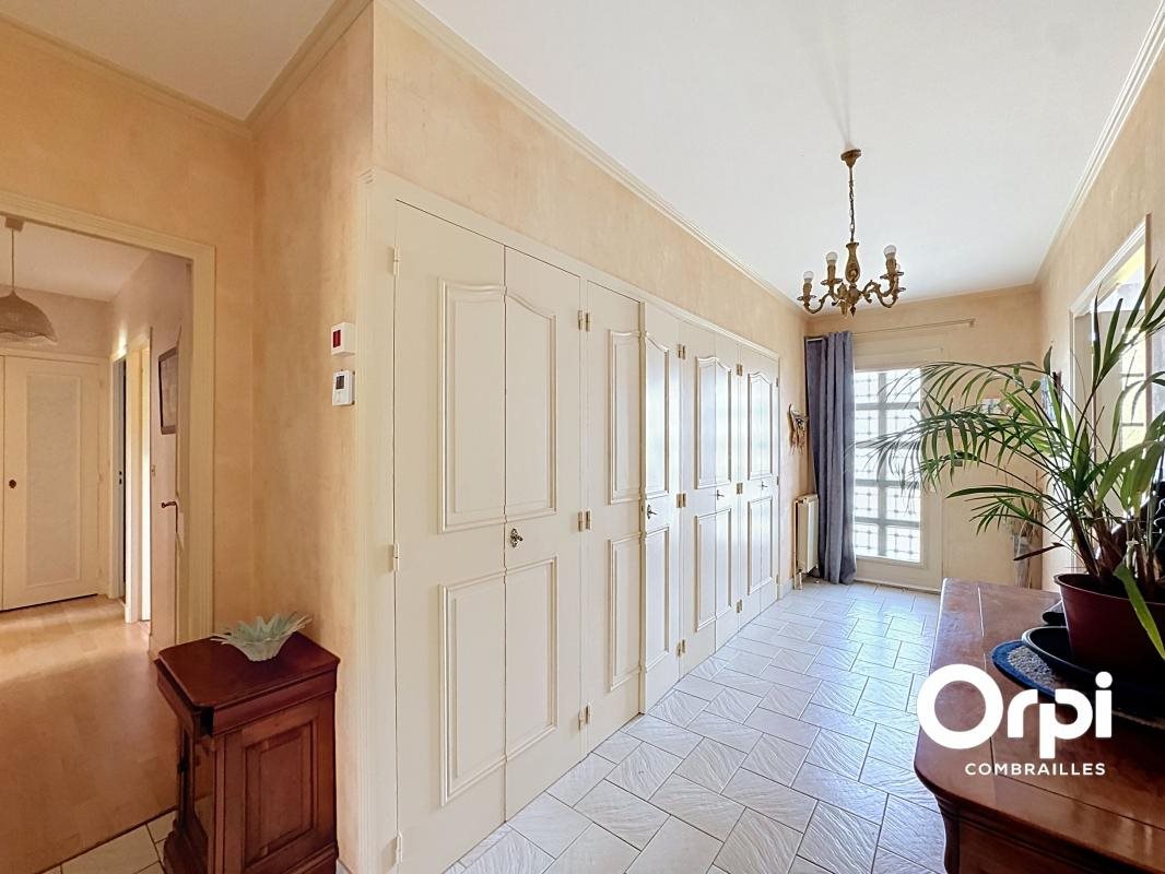 Maison à vendre, 149m², Commentry