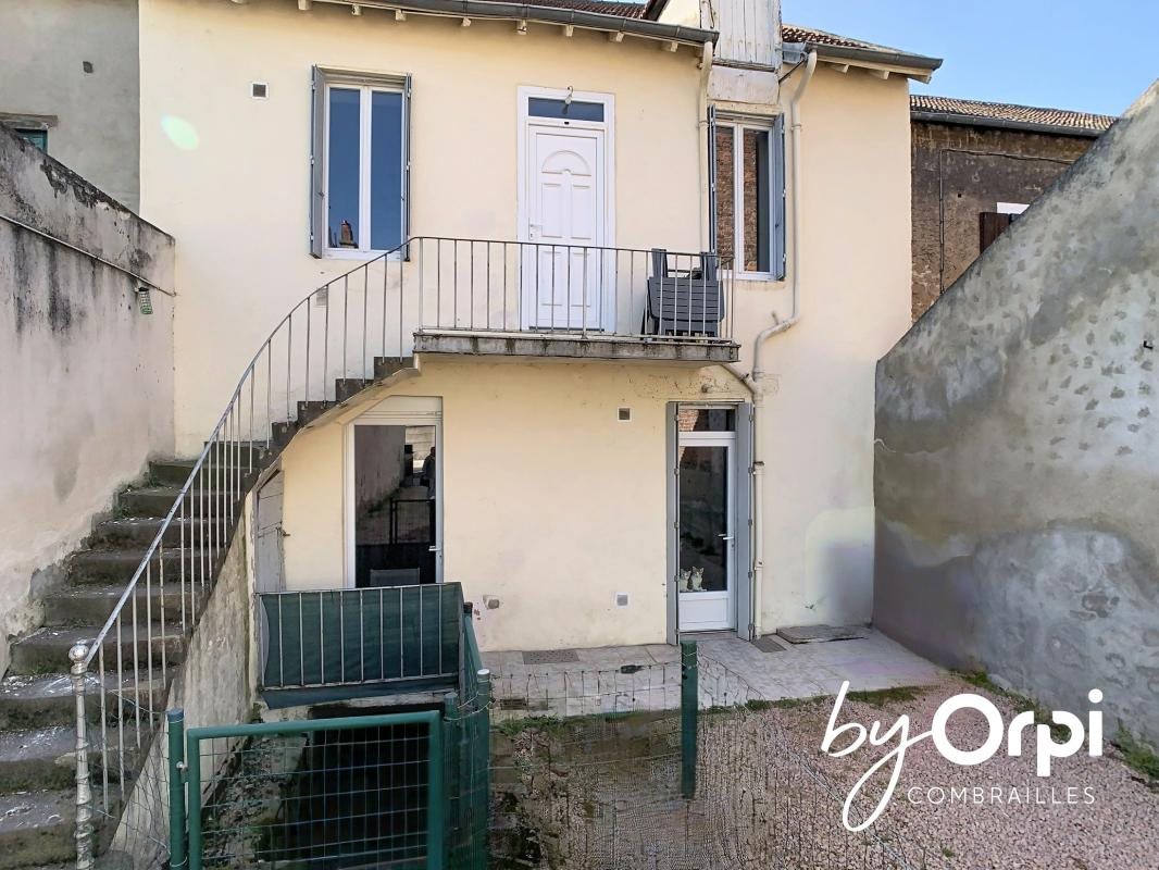 Maison à vendre, 132m², Commentry