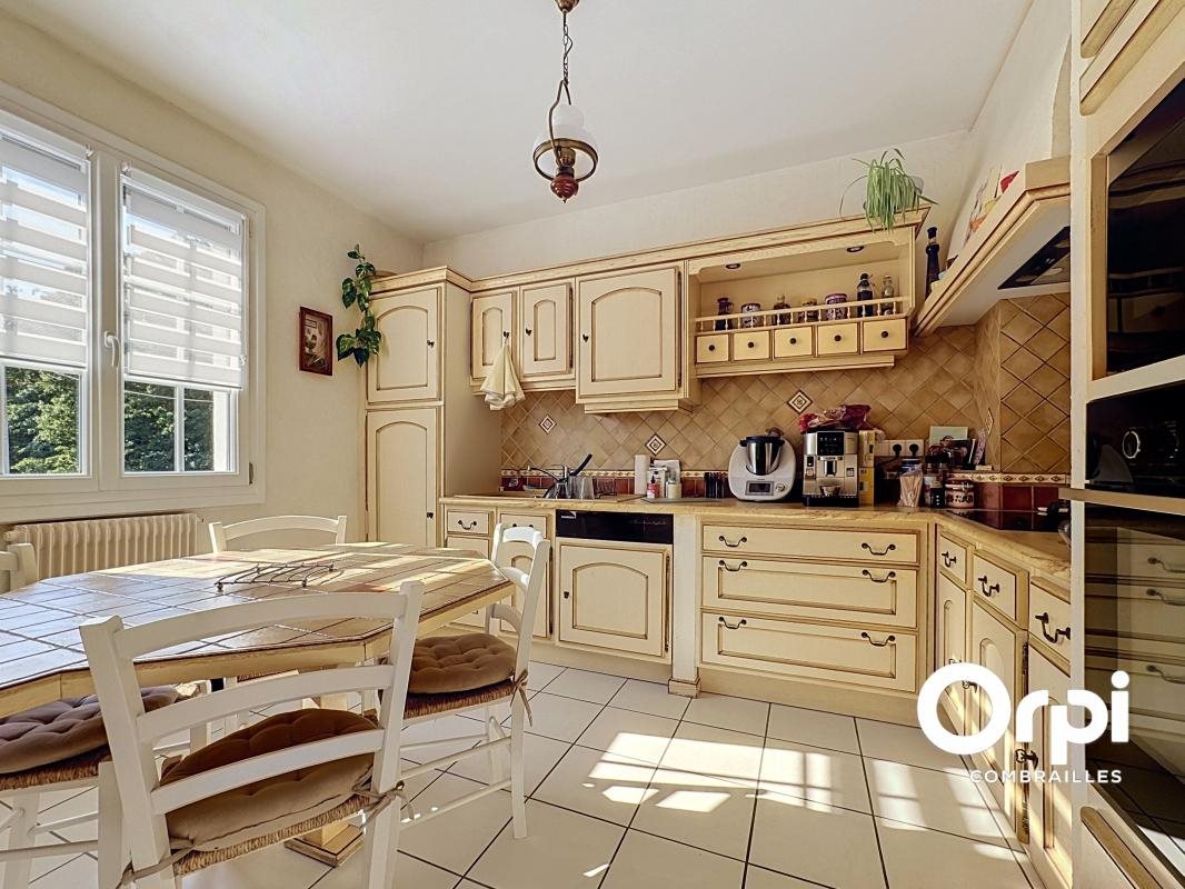 Maison à vendre, 137m², Commentry