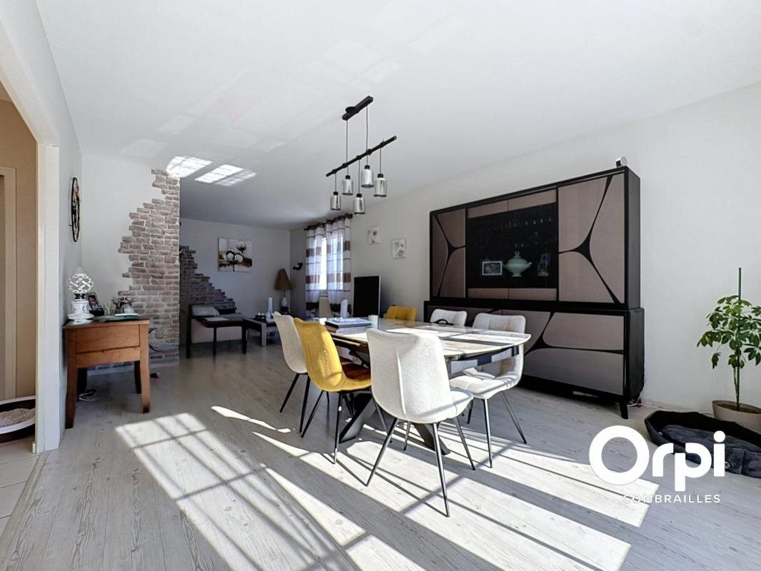 Maison à vendre, 137m², Commentry