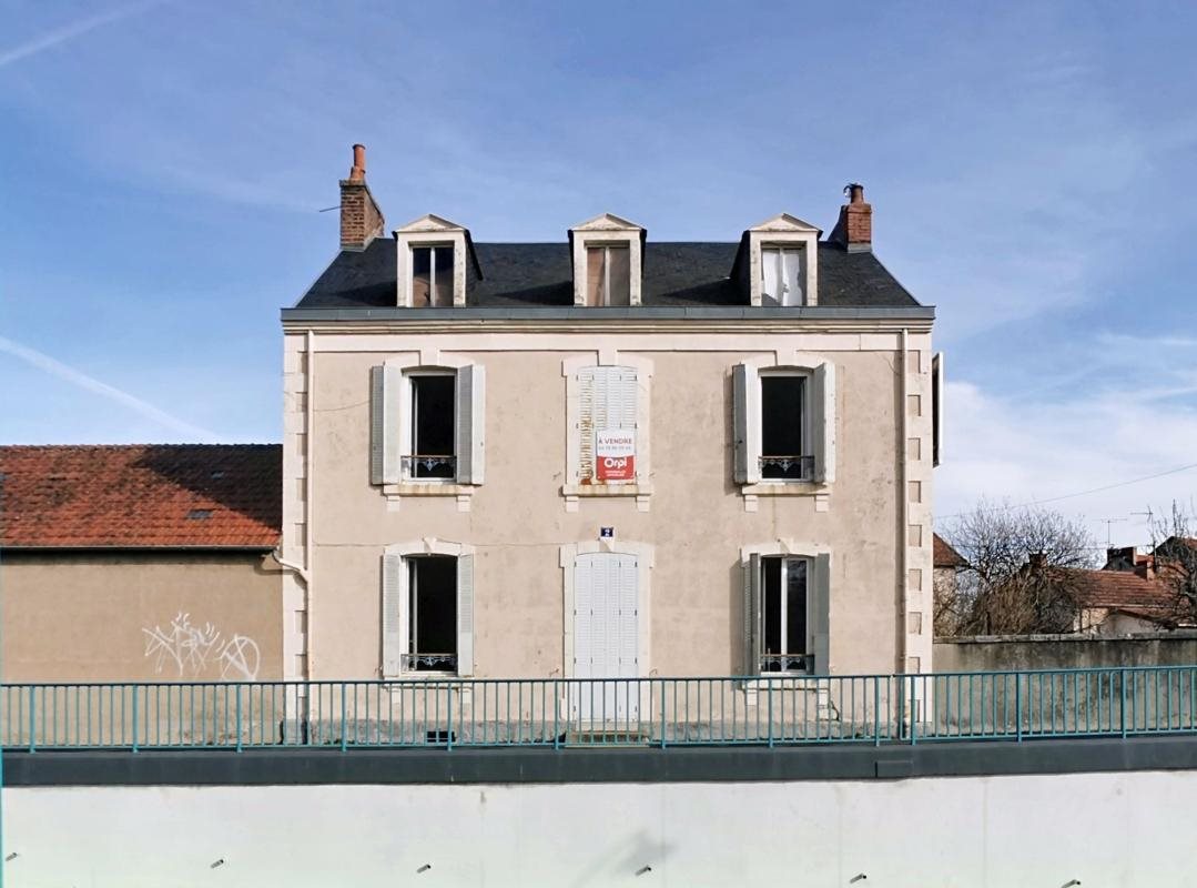 Maison à vendre, 134m², Commentry