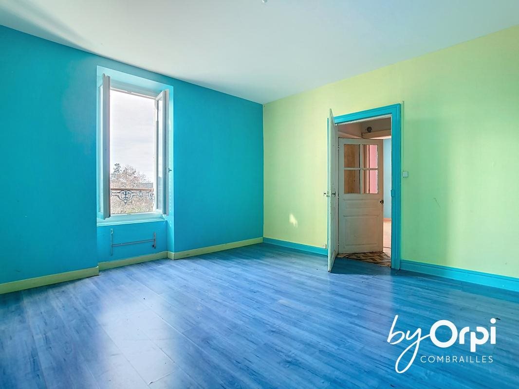Maison à vendre, 134m², Commentry