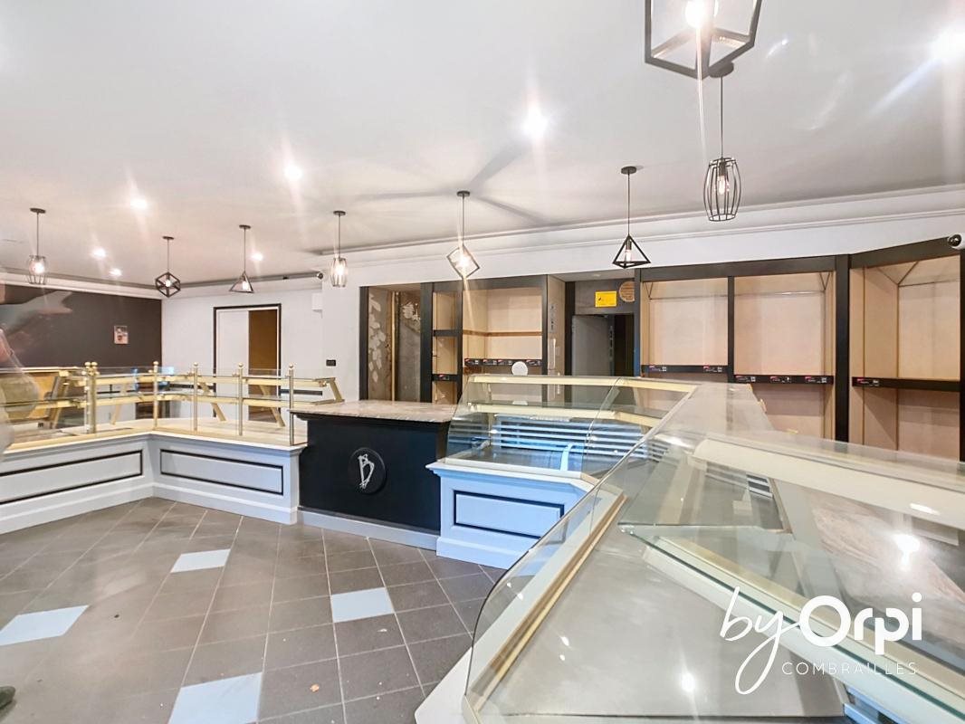 Maison à vendre, 359m², Commentry