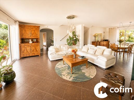 Advert pic 0