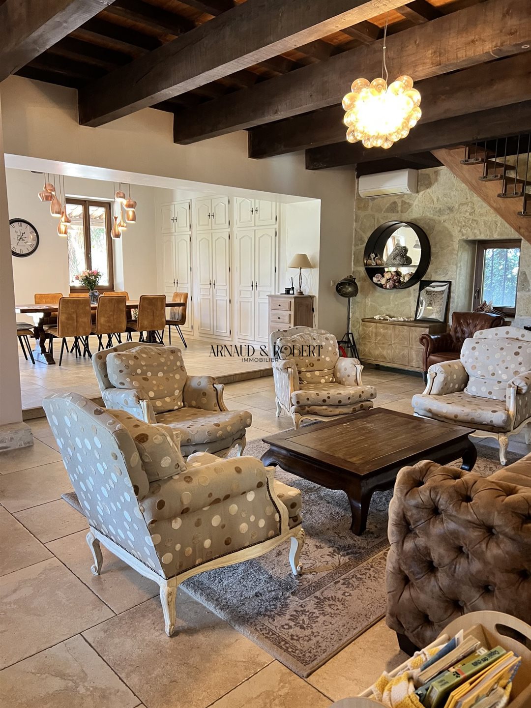 Maison à vendre, 380m², Sauzet
