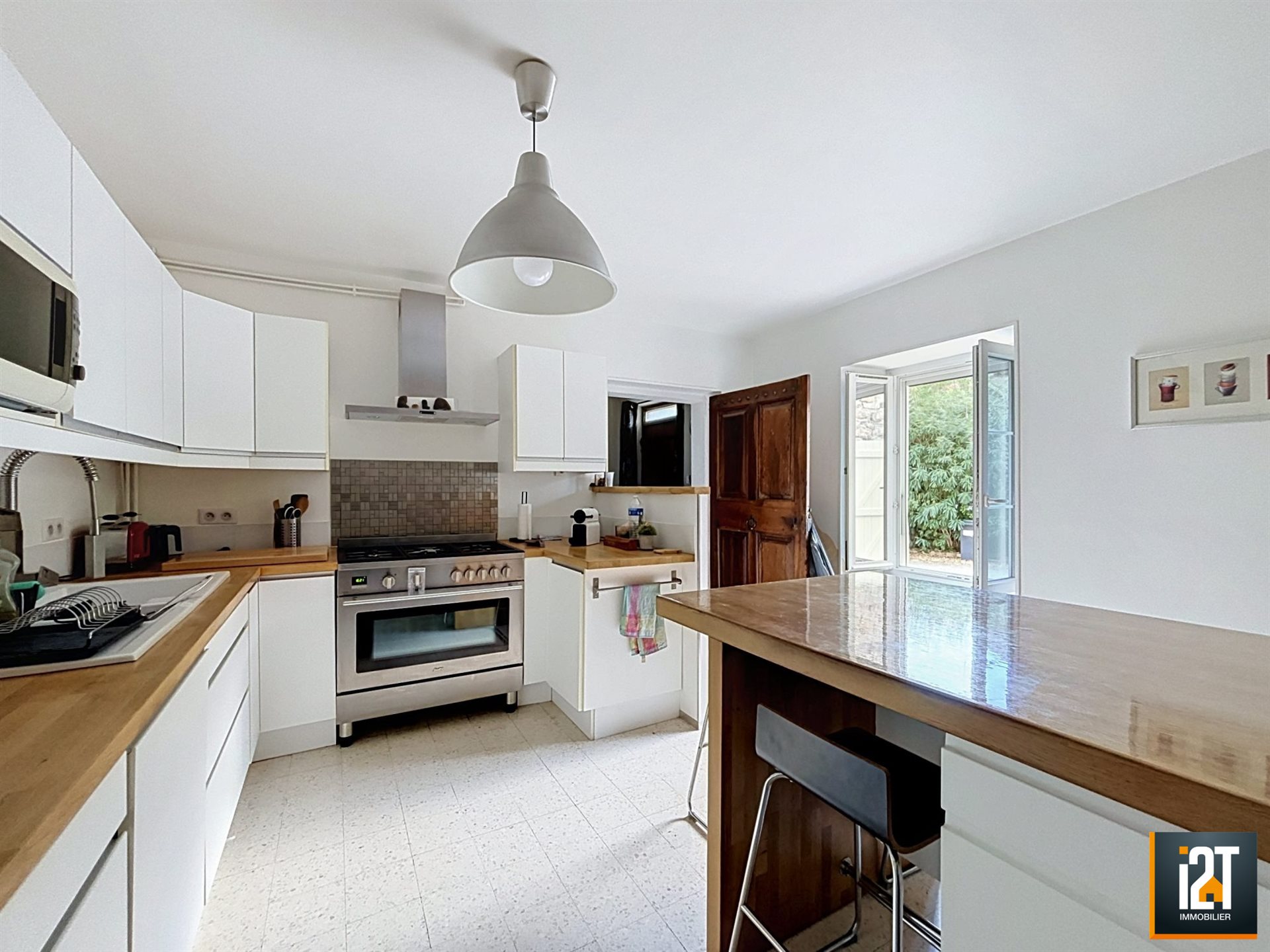 Maison à vendre, 220m², Saint-Jean-de-Serres
