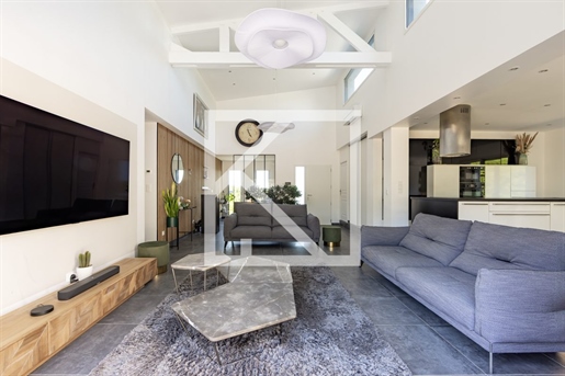 7 pièces 161 m² · à La Milesse · 161 m² · 520 000 €