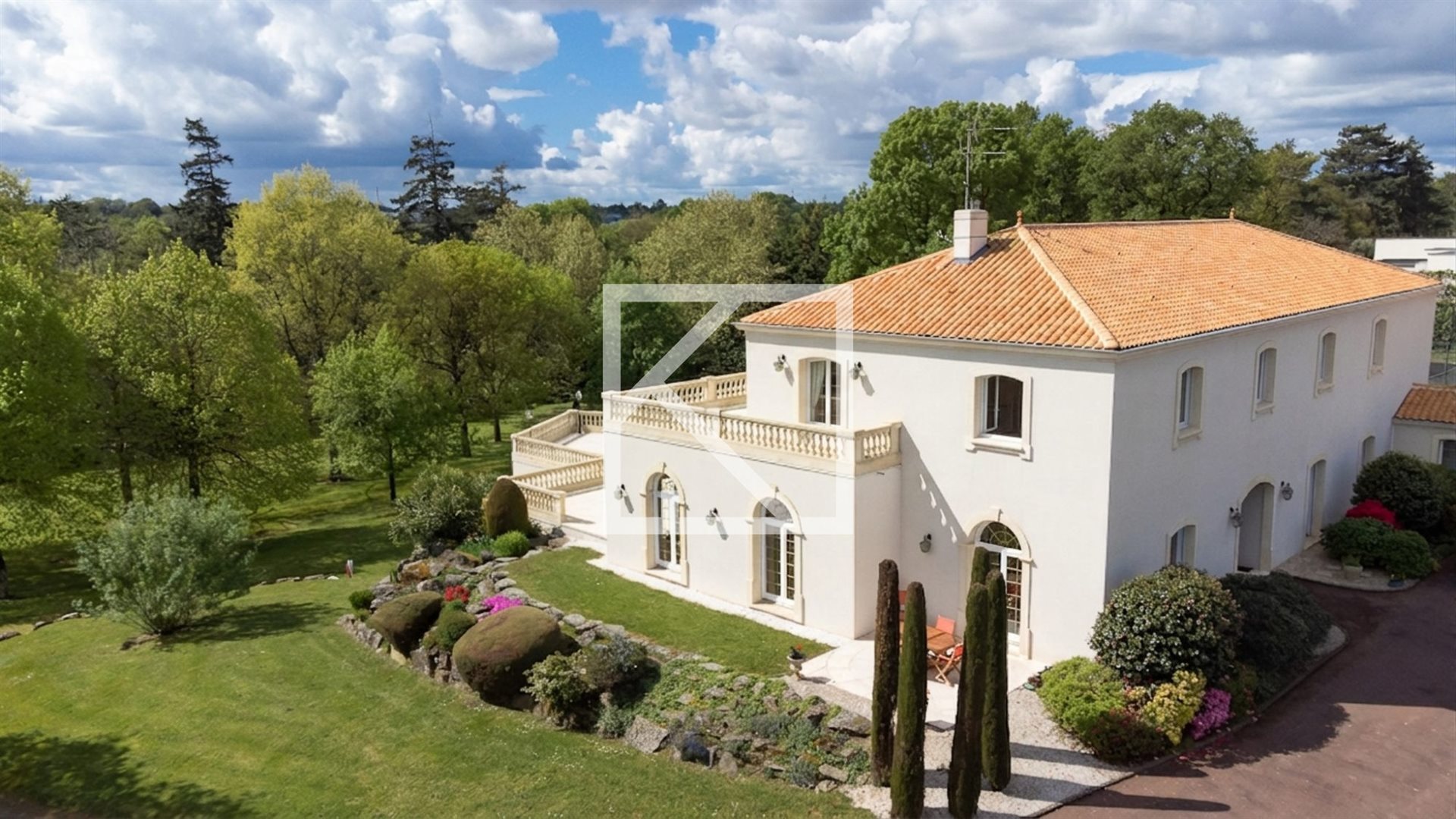 Maison à vendre, 483m², Montaigu-Vendée