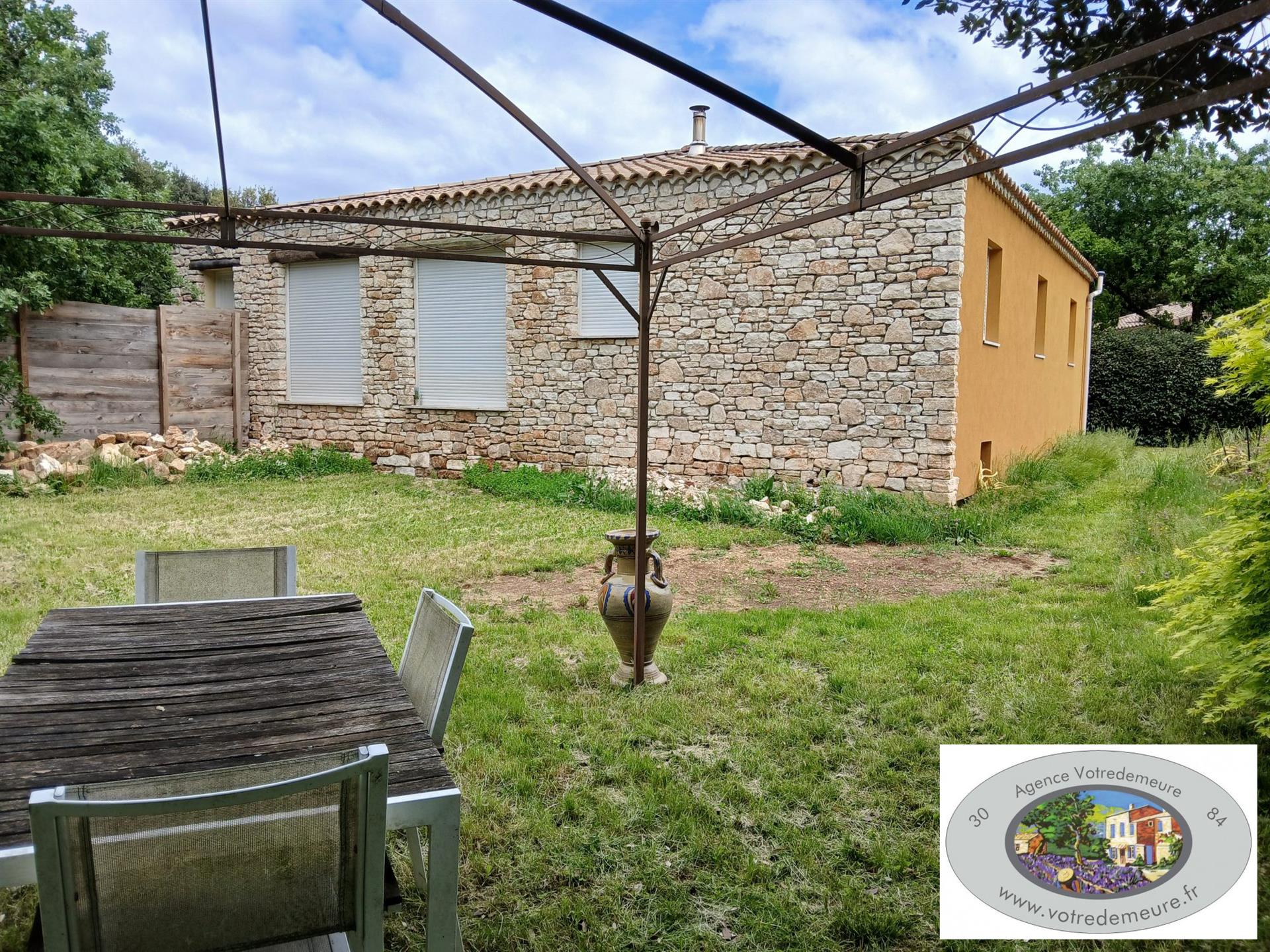 Maison à vendre, 103m², Montclus
