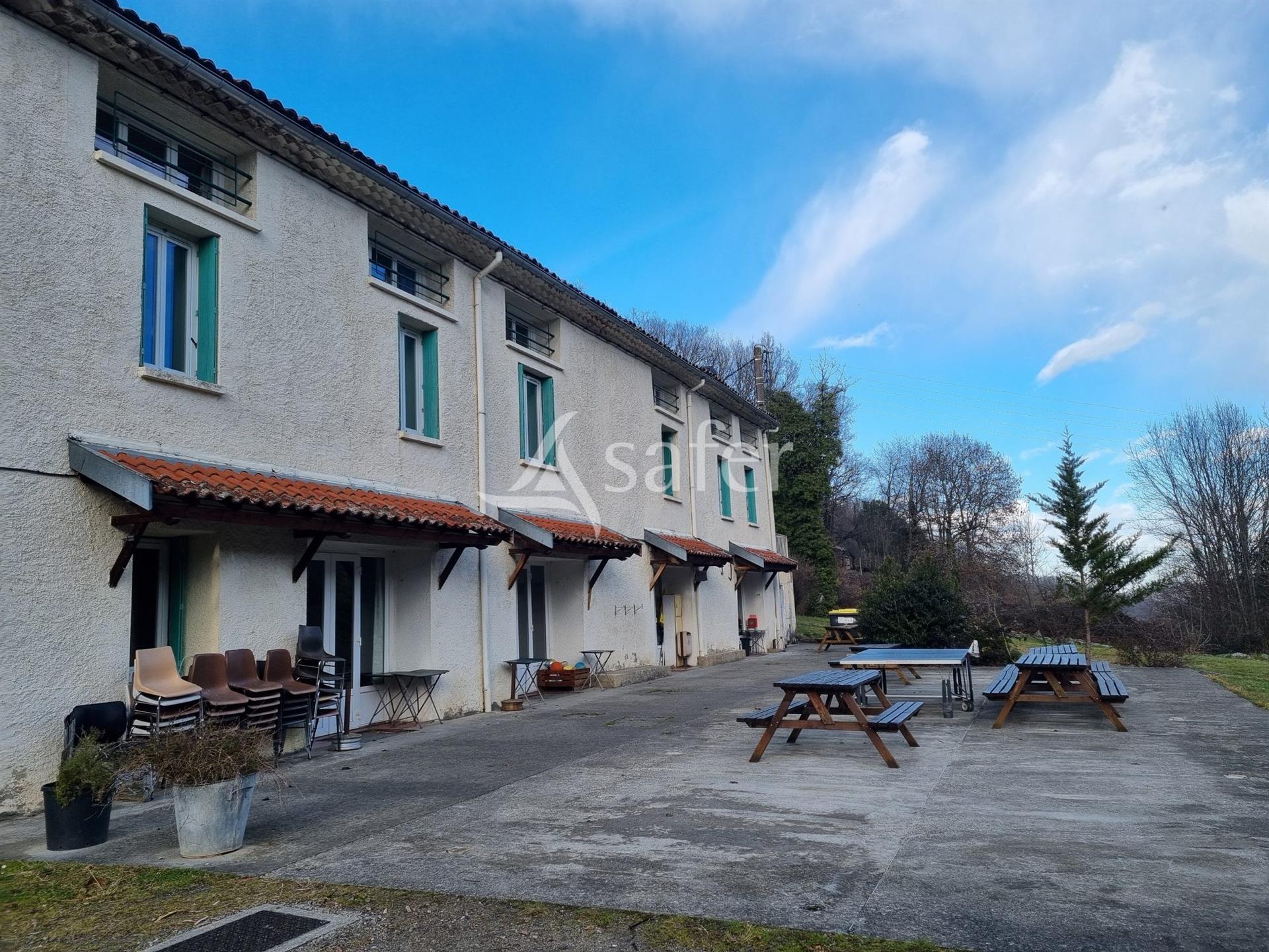 Maison à vendre, 800m², Lavelanet