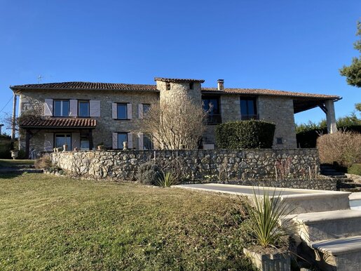 Maison 8 pièces 248 m² · à La Bastide-de-Sérou · 248 m² · 1 300 000 €