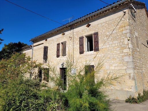 Maison 10 pièces 457 m² · à Cordes-sur-Ciel · 457 m² · 250 000 €
