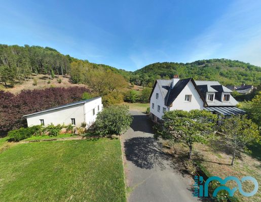 Maison 8 pièces 240 m² · à Salles-la-Source · 240 m² · 320 000 €