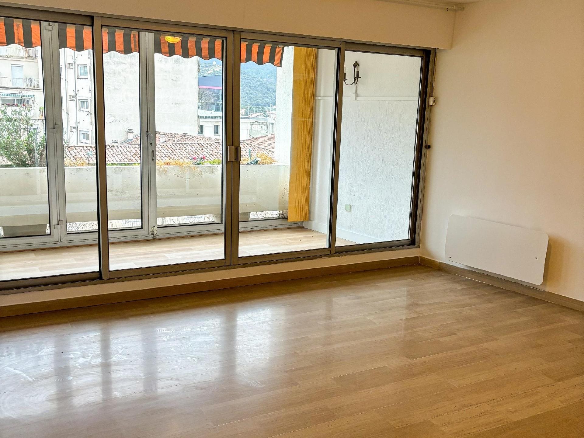 Appartement à vendre, 99m², Alès