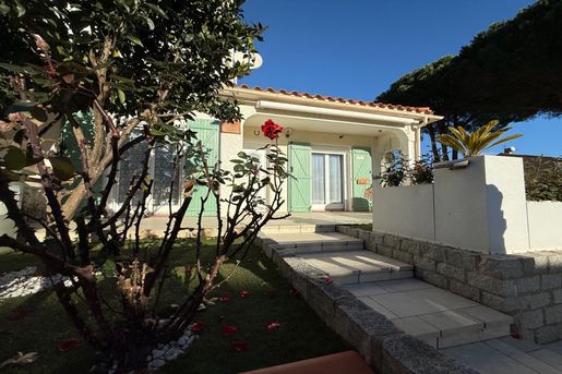 Maison 5 pièces 113 m² · à Saint-Cyprien · 113 m² · 456 500 €