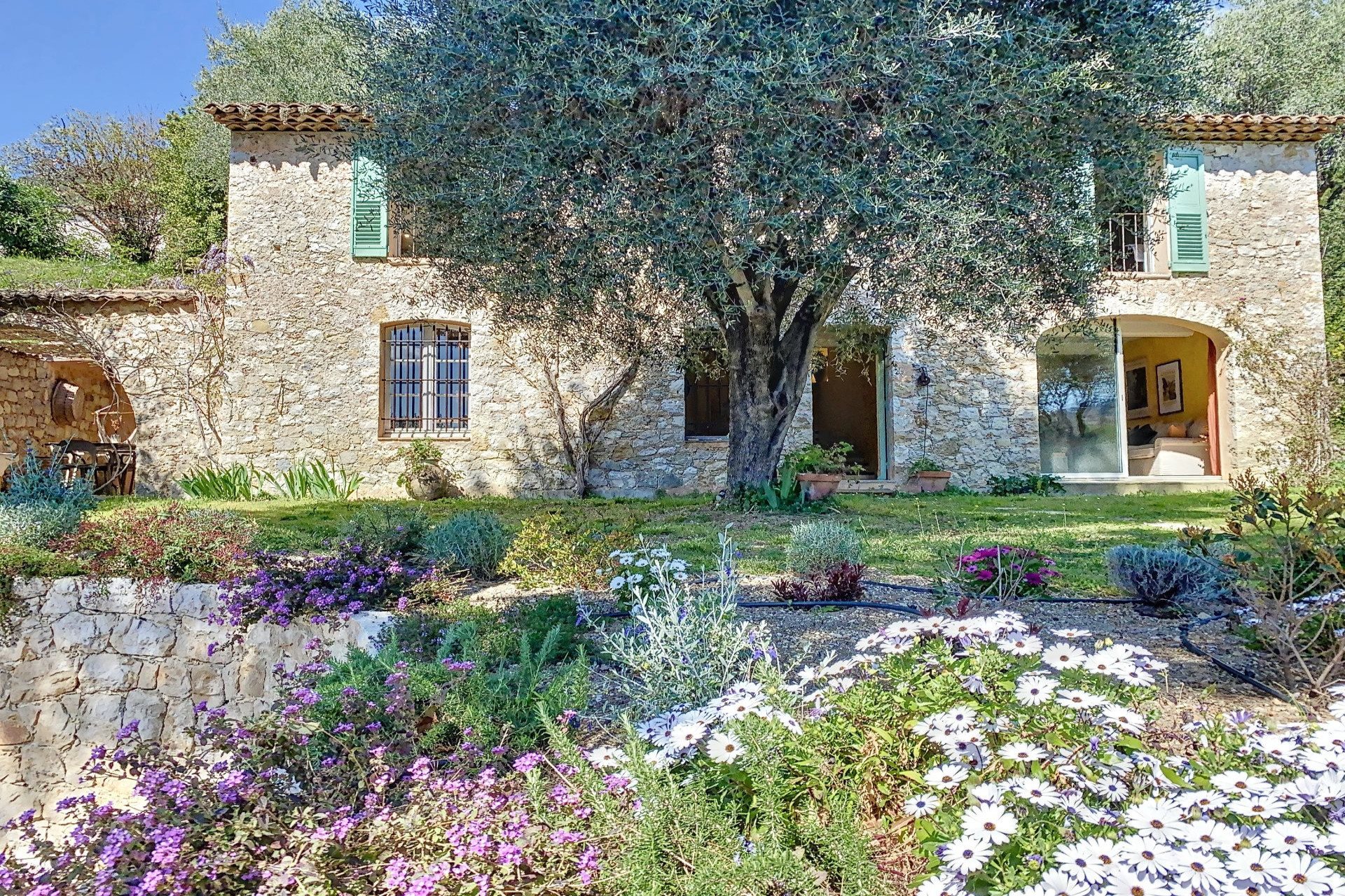 Maison à vendre, 255m², Grasse