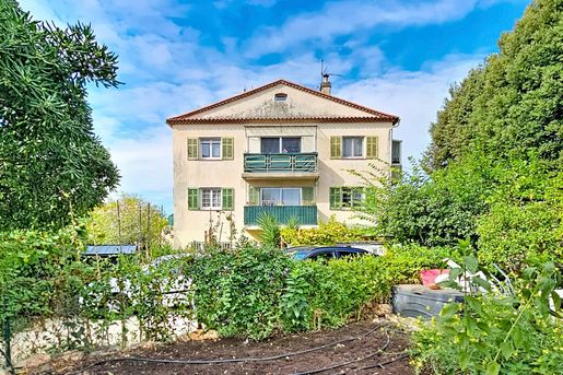 Appartement 3 pièces 66 m² · à Grasse · 66 m² · 190 000 €